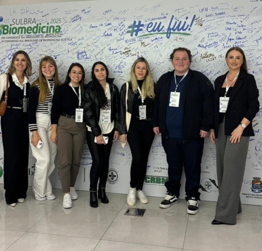 Acadêmicos da UCEFF Itapiranga marcam presença em Congresso Sul-Brasileiro de Biomedicina