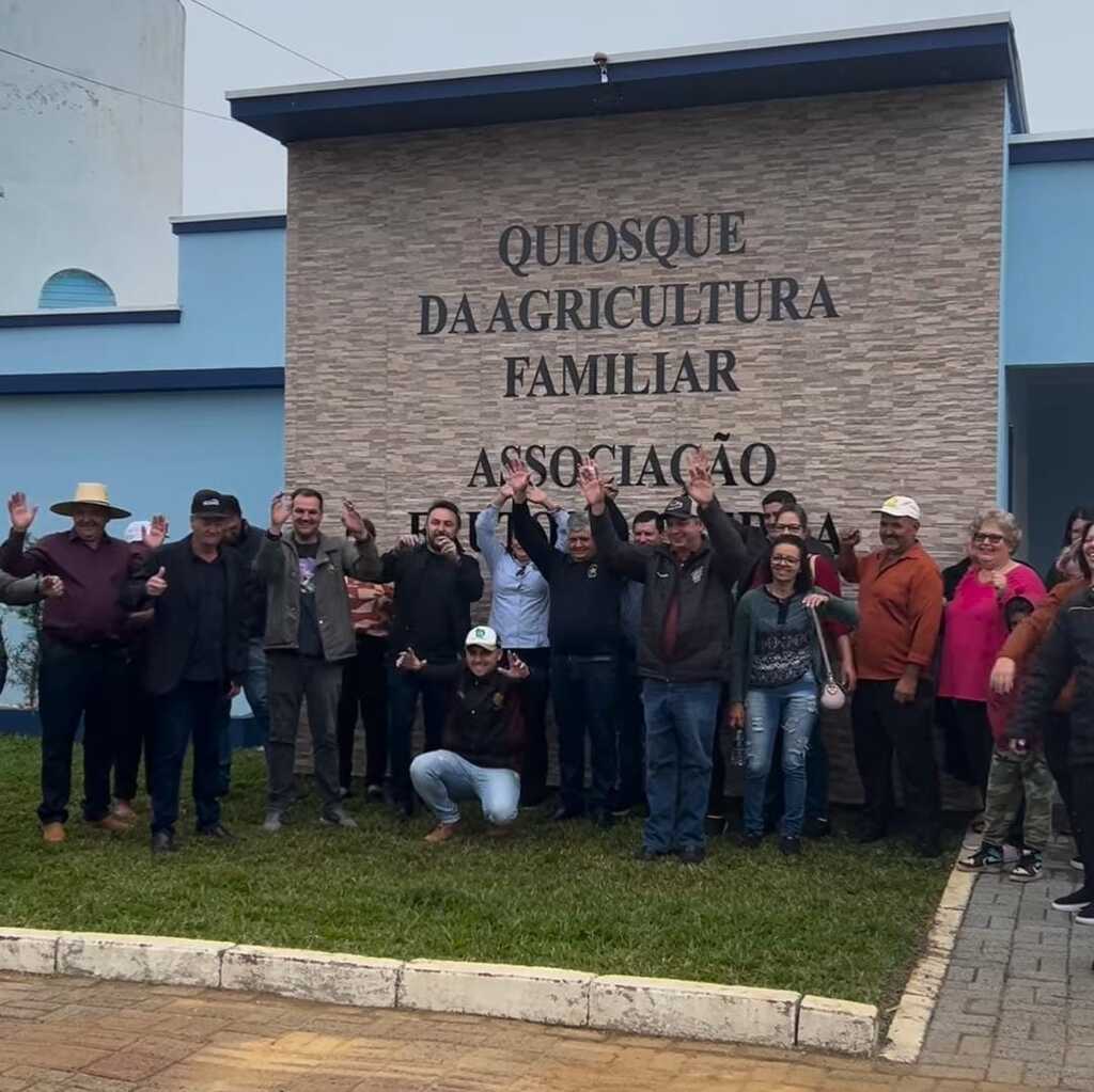 Quiosque da Agricultura Familiar de Cerro Negro é inaugurado