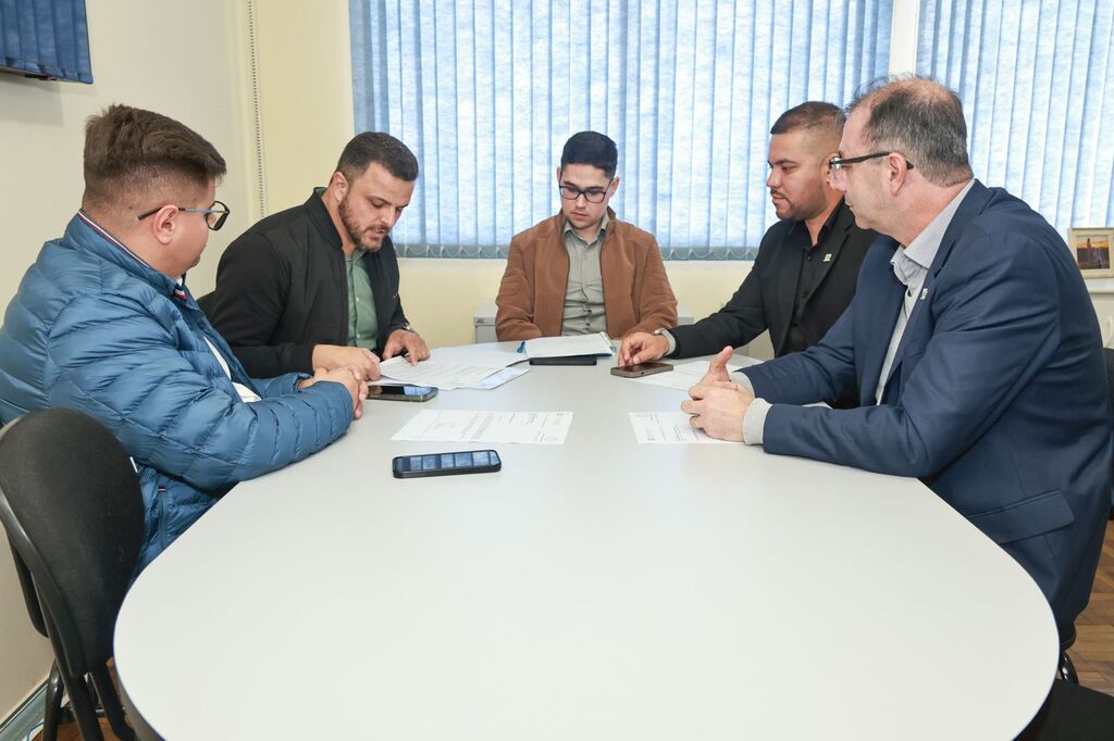 Lucas Neves destina valor histórico para fortalecer a educação de Lages