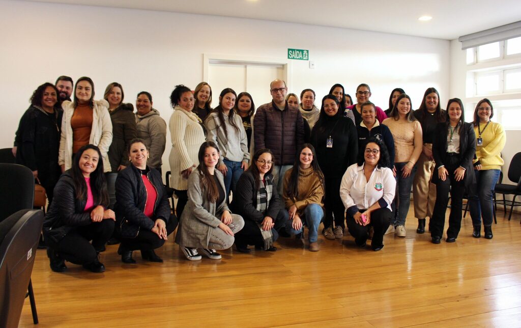 Modelo e referência para cidades: Assistência Social de Lages apresenta mudanças do CadÚnico aos 18 municípios da Amures