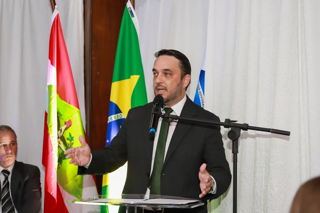 Juliano Mandelli conduz diagnóstico da prestação jurisdicional em SC