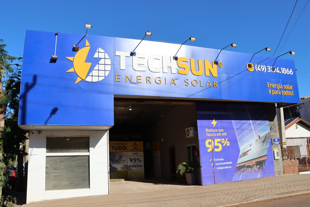 Energia Solar Compartilhada: Como usinas de Mini e Microgeração estão reduzindo a conta de luz dos catarinenses