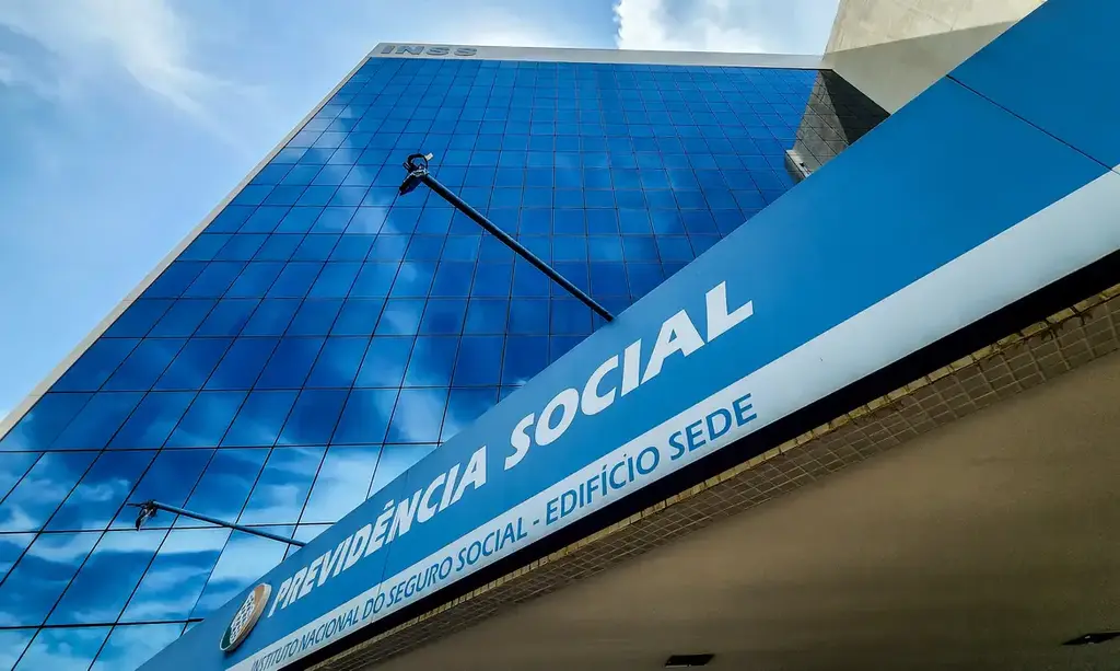 Promotora detalha esquema de fraudes em aposentadorias no DF em 2018