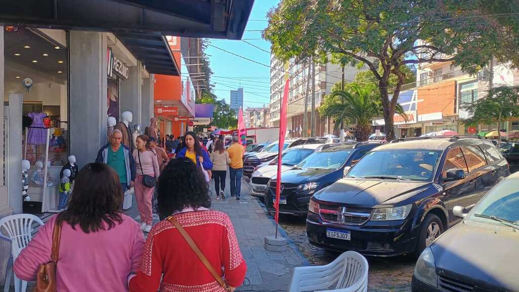 Mínima despenca com avanço de nova massa de ar frio