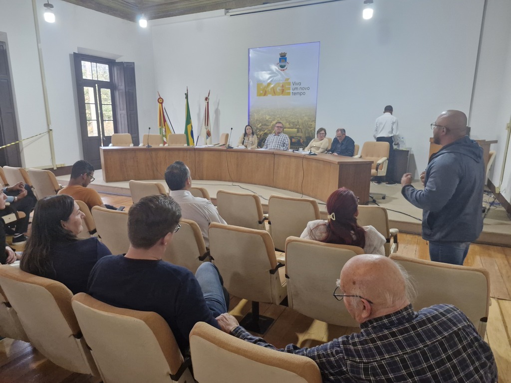 Prefeitura reajusta auxílios a Mais Médicos