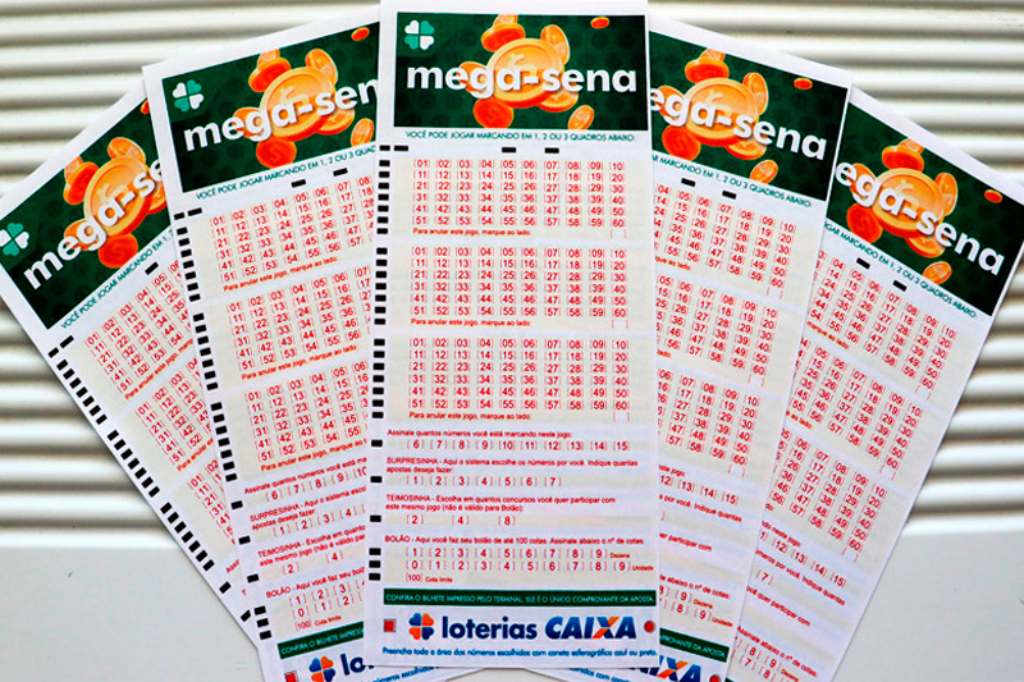 Apostador de Garopaba fatura prêmio da quina da Mega-Sena; apostas de GO e SP dividem bolada milionária