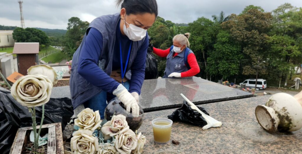 Após o dia das mães, Joinville intensifica combate à dengue em cemitérios