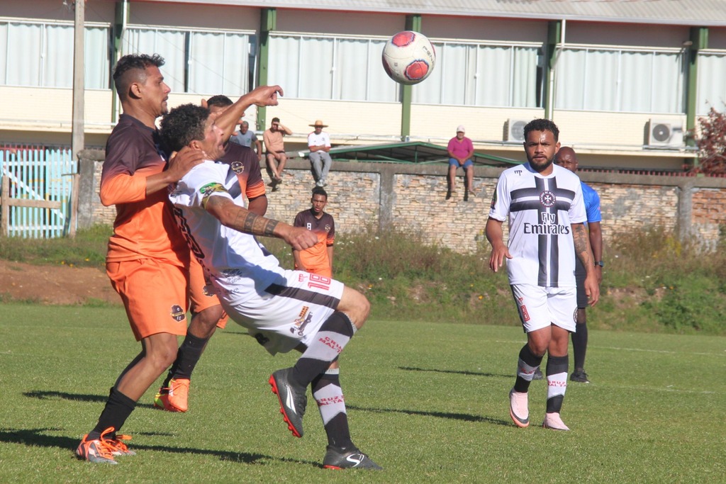 Cruz de Malta é Campeão invicto da Segunda Divisão de Futebol de Campo