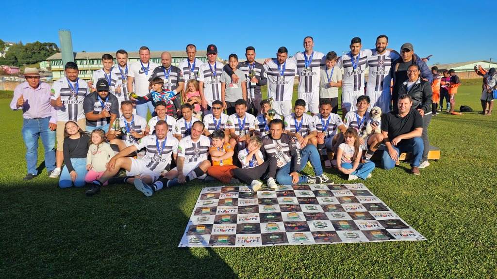 Cruz de Malta é Campeão invicto da Segunda Divisão de Futebol de Campo