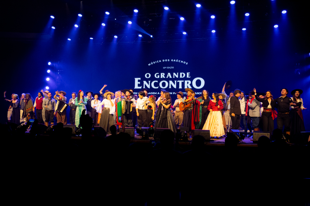 Artistas celebram a cultura gaúcha em show gratuito no Parcão