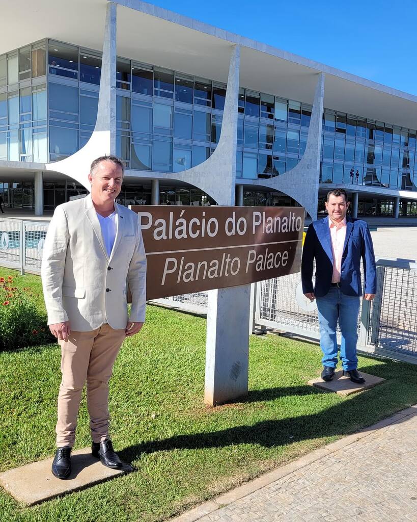 Prefeito e vice de Celso Ramos buscam recursos e alinham projetos em Brasília