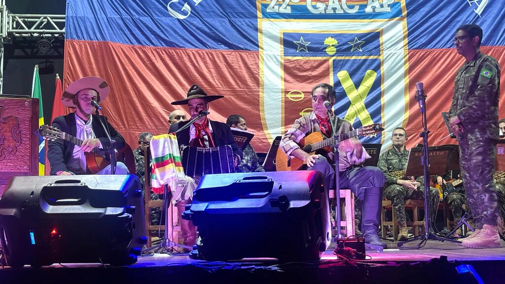 22º GAC AP celebra centenário no Teatro Municipal