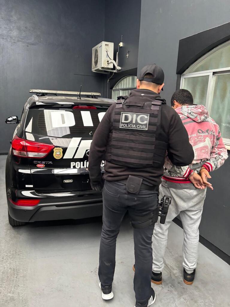 Suspeito por duas tentativas de homicídio na Av Presidente Varga é preso por policiais da DIC de Lages