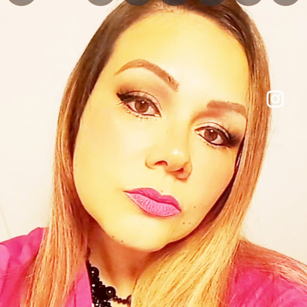 Leila Santiago