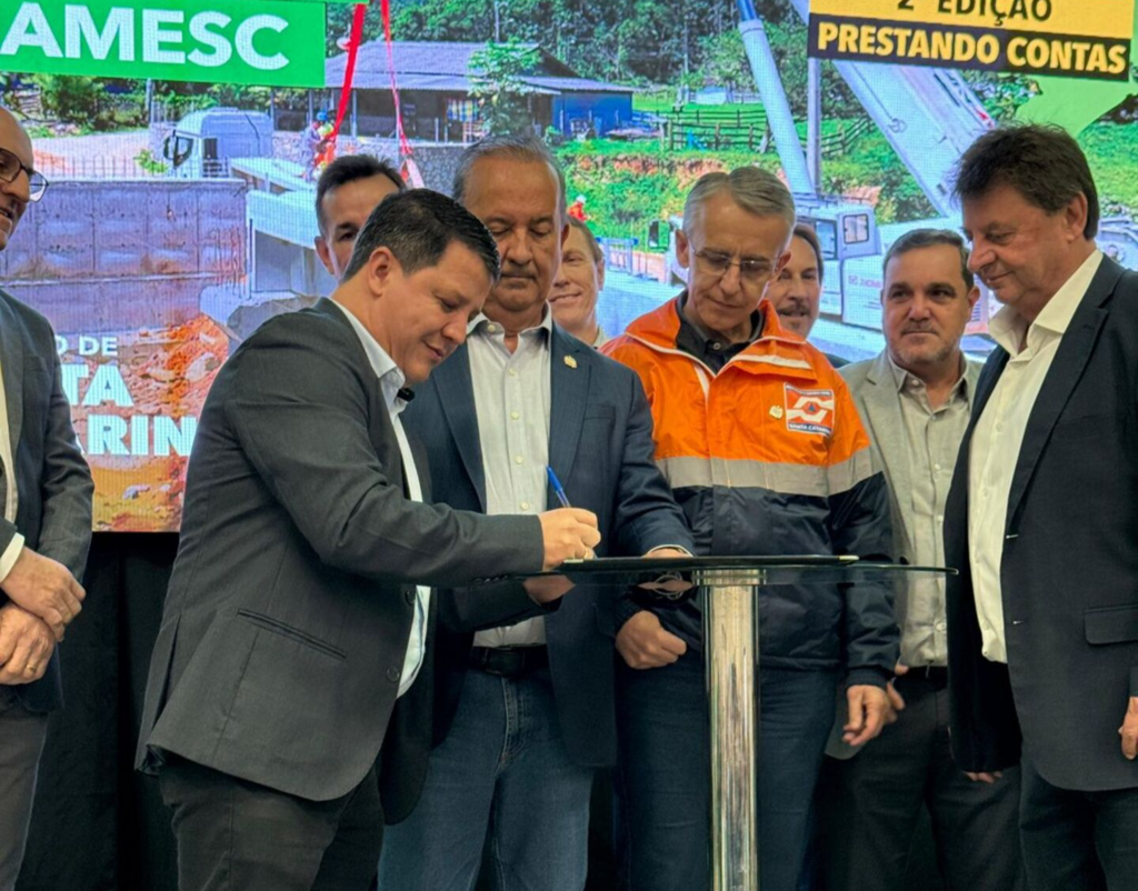 GOVERNADOR JORGINHO MELLO ANUNCIA NOVOS INVESTIMENTOS EM INFRAESTRUTURA PARA PRAIA GRANDE