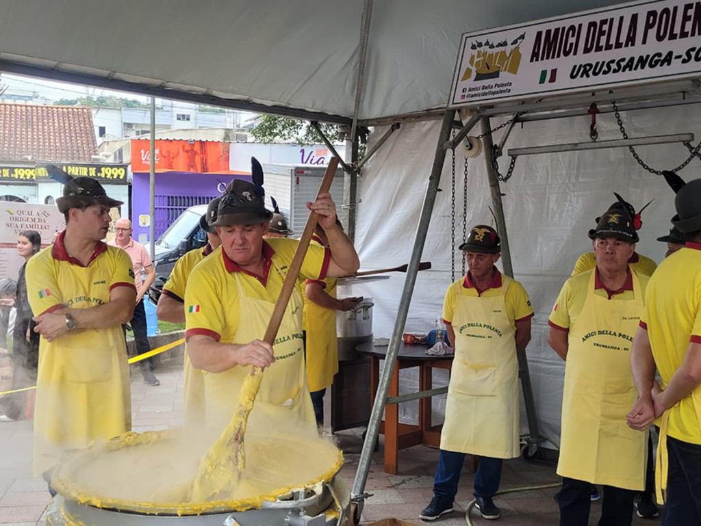 Urussanga festeja seus 147 anos com orgulho das tradições e muita alegria