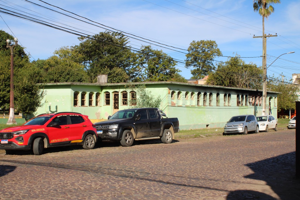 Prédio da antiga rodoviária é condenado e será demolido