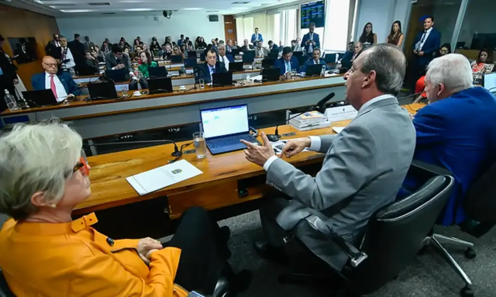 PEC do fim da reeleição deve ser votada esta semana