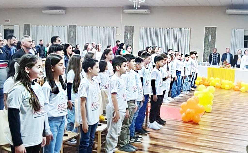 LACERDÓPOLIS REALIZA FORMATURA DE MAIS UMA TURMA DO PROERD