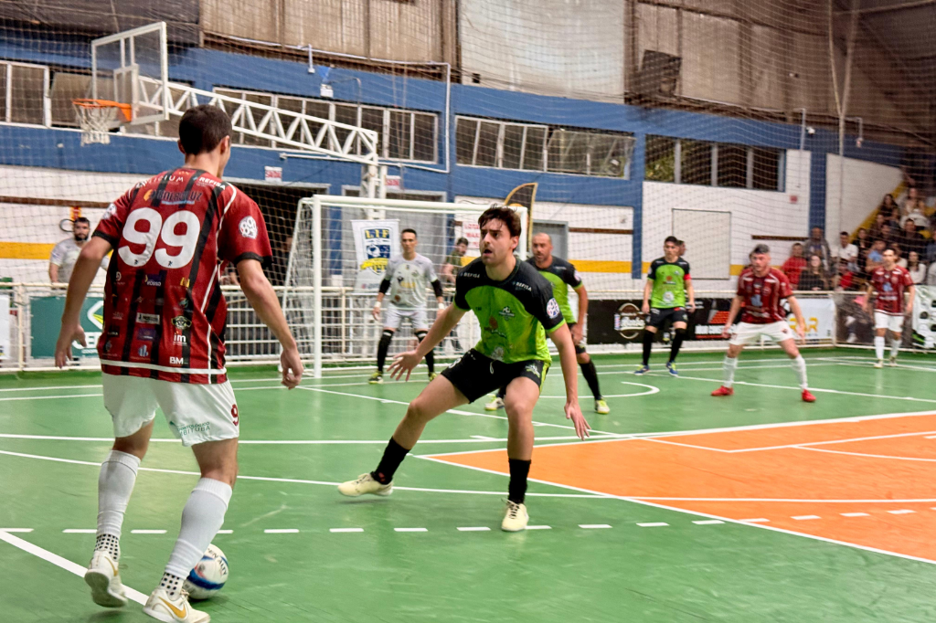Imagem Otaviano Carvalho RSC - 2ª rodada do Citadino de Futsal é marcada por homenagens, muitos gols e polêmicas com a arbitragem
