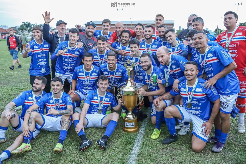 VILA NOVA CONQUISTA A RECOPA TORRENSE  EM JOGO EMOCIONANTE CONTRA O SANTA CRUZ