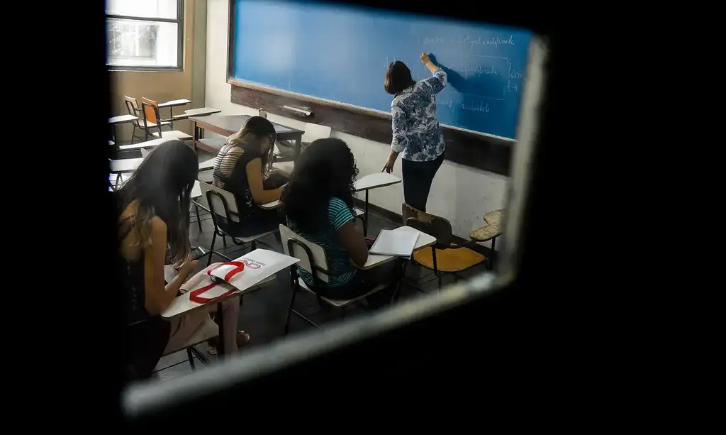Senado aprova aumento de penas para crimes cometidos em escolas