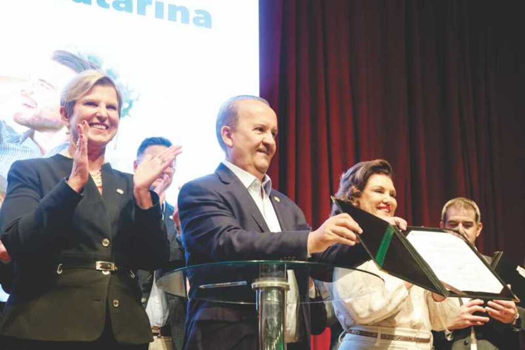Ascurra é contemplada com 12 casas pelo programa Casa Catarina
