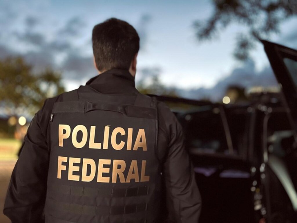 PF descobre grupo de assassinos de aluguel para matar autoridades