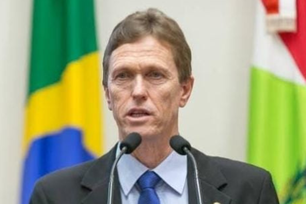 Foto: Divulgação - Volnei Weber participa do Jornal da 89 e convida para audiência sobre a APA da Baleia Franca