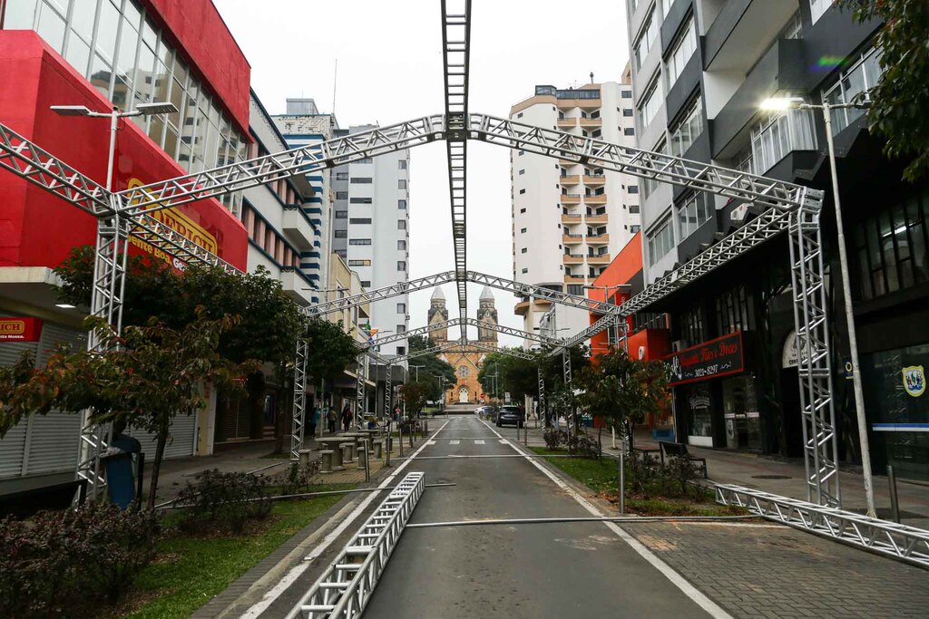Parte da rua Nereu Ramos permanecerá fechada durante os dias do evento