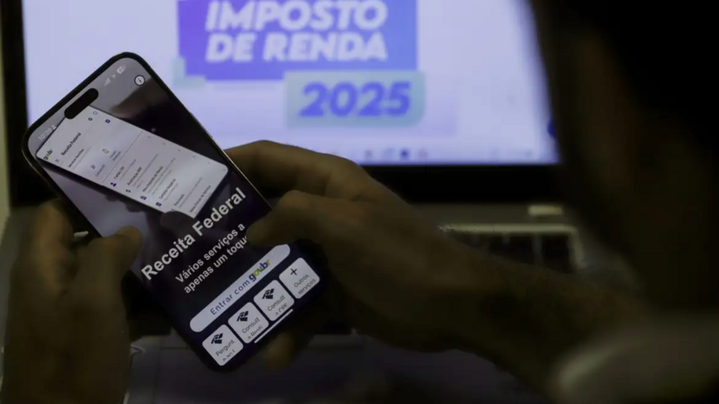 Receita orienta contribuintes a regularizar pendências no IR 2025