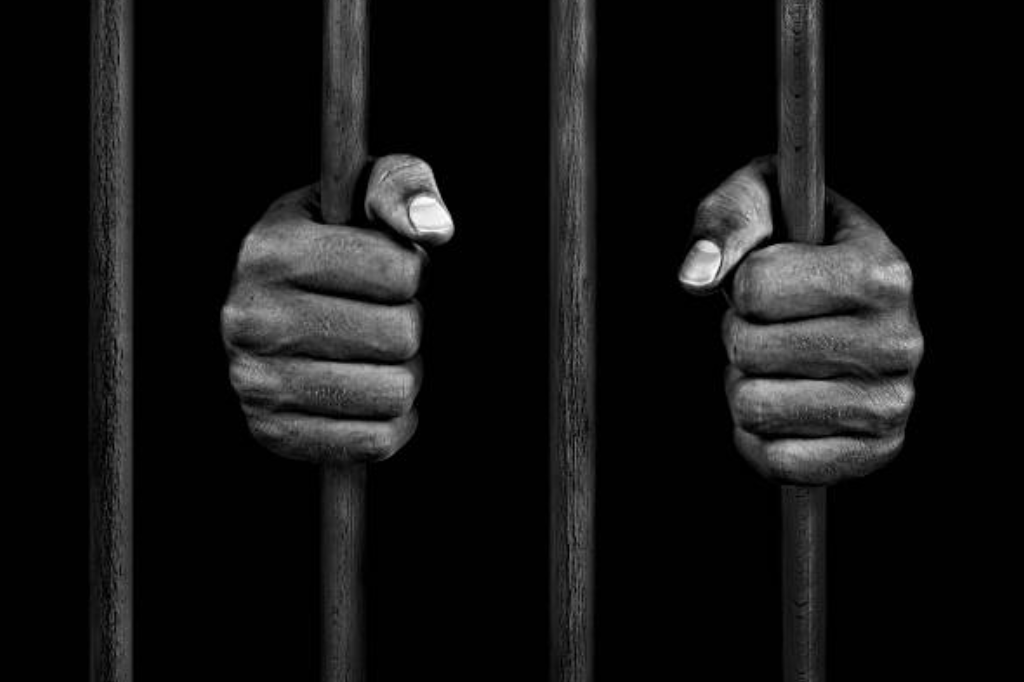 Psicólogo é preso em SC por suspeita de abuso sexual contra criança durante atendimento