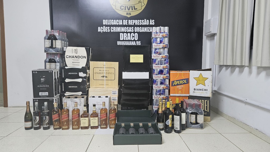 Polícia Civil desmonta depósito clandestino de bebidas