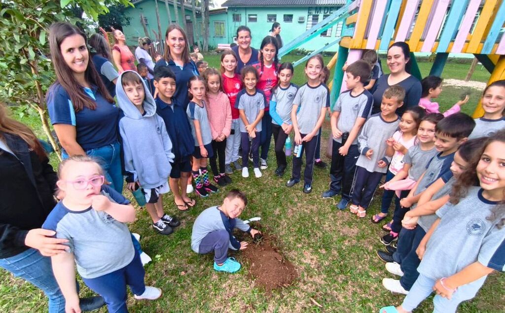 PREFEITURA PROMOVE AÇÕES NO DIA MUNDIAL DO MEIO AMBIENTE EM MORRINHOS DO SUL