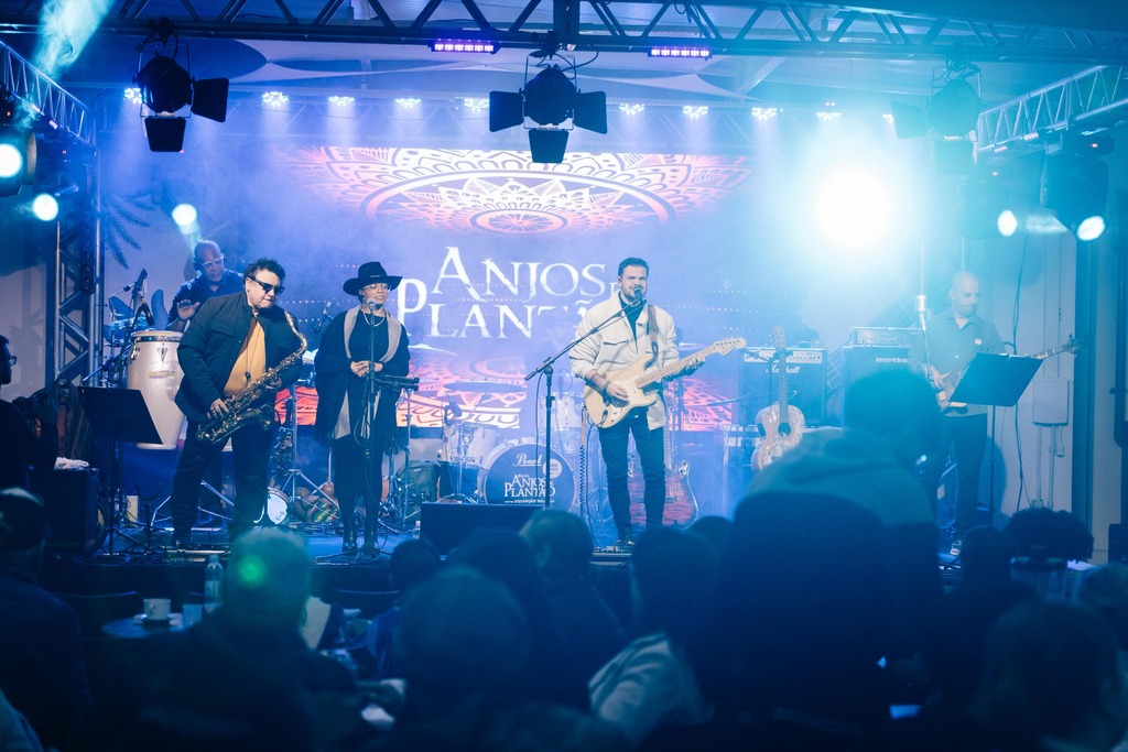 Primeiro domingo tem dança, música nativista e shows simultâneos