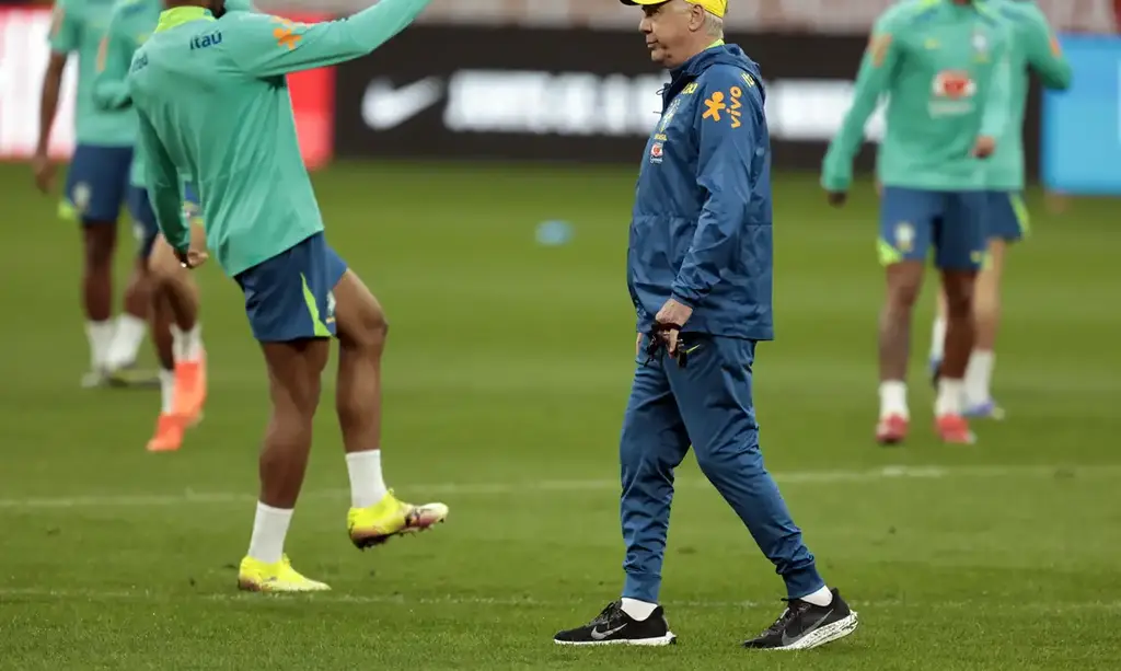 Ancelotti testa mudanças no ataque da seleção brasileira