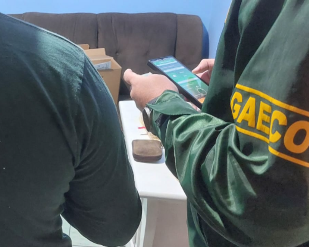São Bernardino e Palmitos envolvido em operação da Gaeco de fraude em concurso público