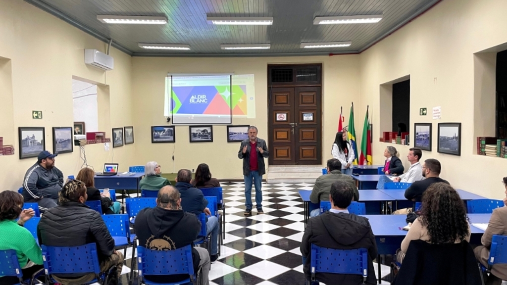 Município discute aplicação de verba federal da cultura