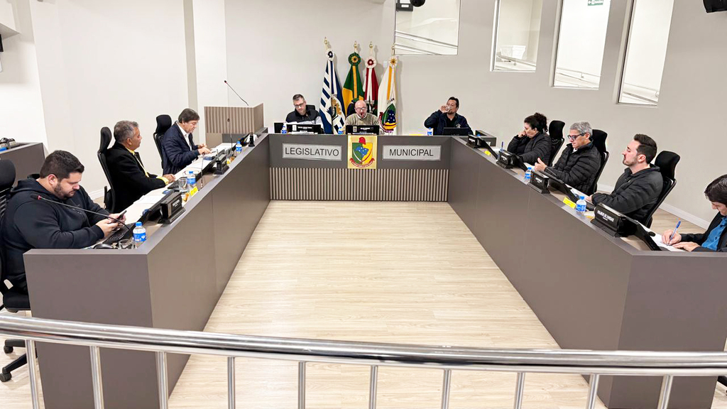 Câmara de Capinzal Aprova Projetos e Apresenta Novas Indicações em Sessão Ordinária