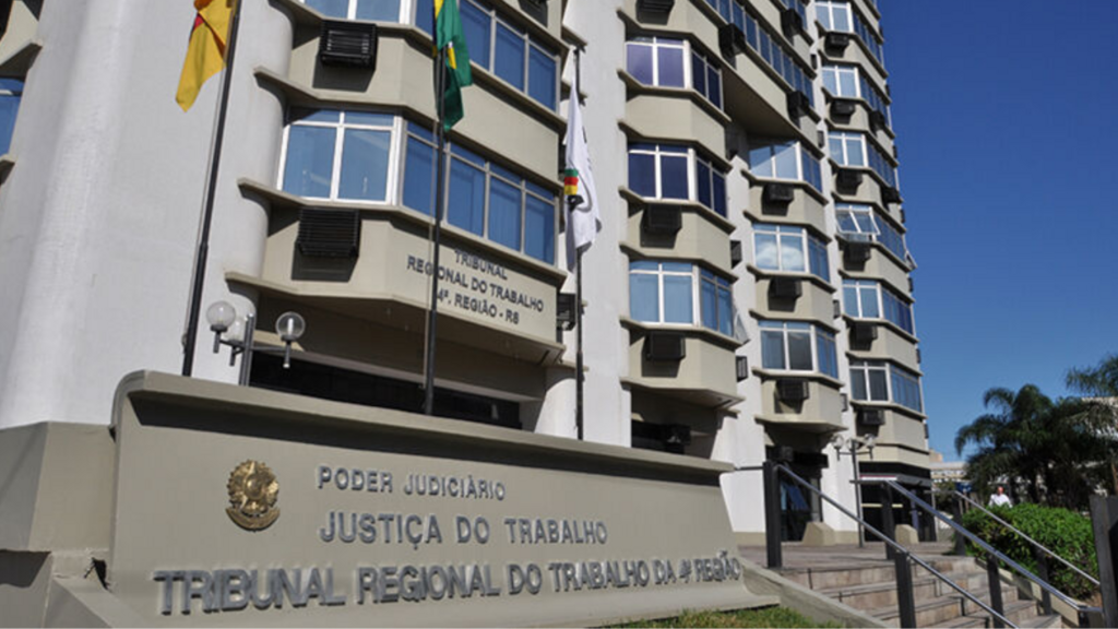 TRT alerta sobre golpe que usa link falso para invadir computadores