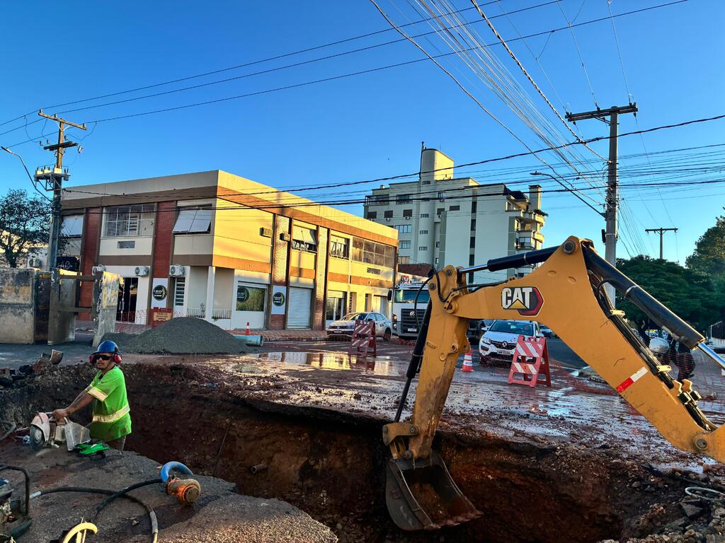 Manutenção emergencial provoca falta de água em vários bairros