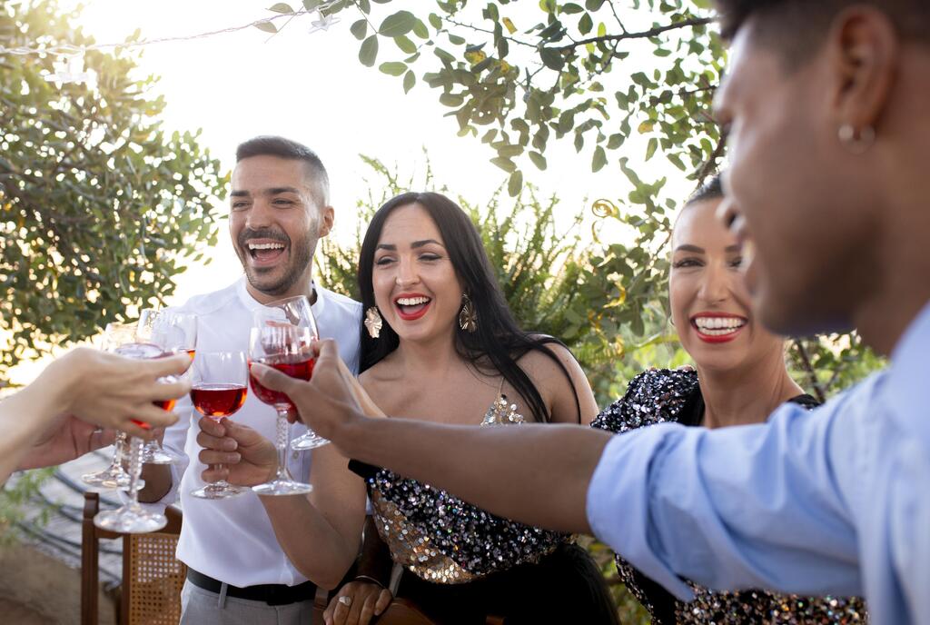 Festas e almoço típico movimentam o fim de semana