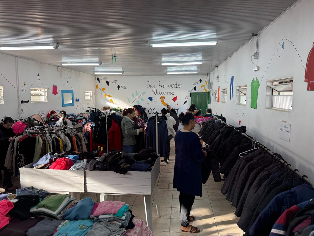 Mais de 280 famílias já foram atendidas na Campanha do Agasalho em Maracajá com o projeto “Varal Solidário”
