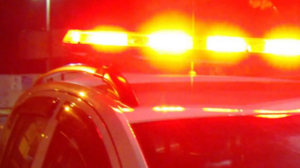 Idoso é agredido por taxista após discussão em praça