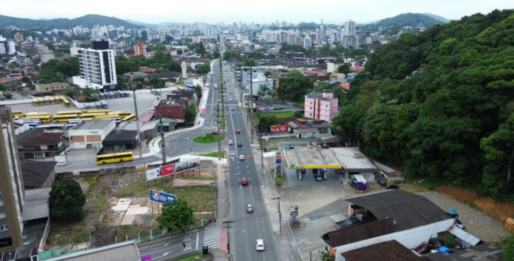 Prefeitura realiza sessão de licitação para duplicação final da avenida Santos Dumont