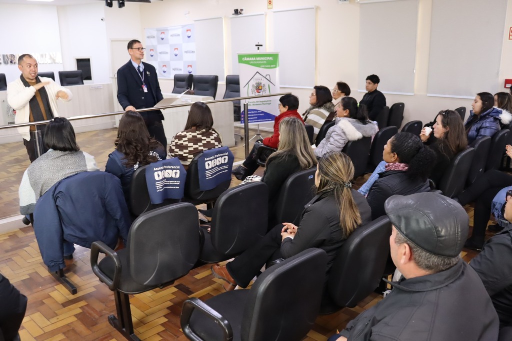 Escola do Legislativo realiza 6ª edição do curso de Libras