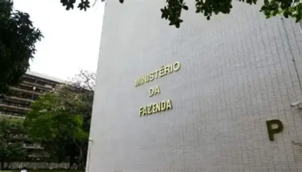 Governo federal publica conjunto de medidas alternativas ao IOF; veja mudanças