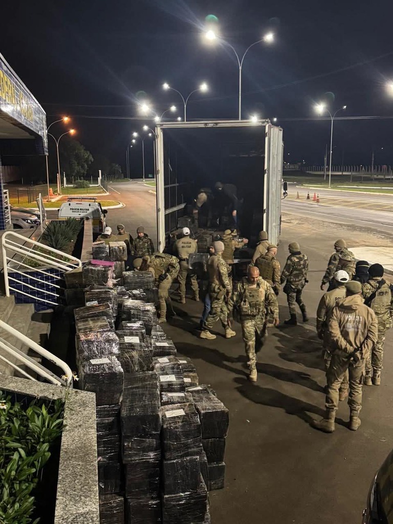 Ação conjunta das polícias apreende mais de nove toneladas de maconha em SC