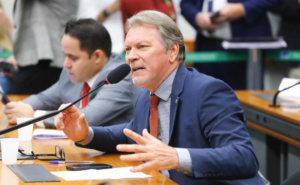 Hamm será relator de projeto sobre securitização de dívidas rurais