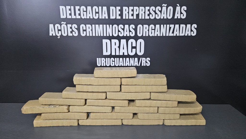 Três pessoas presas por tráfico no bairro Hípica